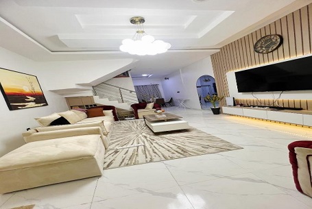 house 9